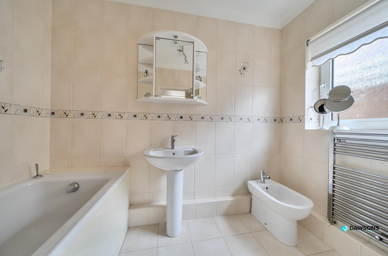 Southgate Road, Southgate, Swansea, SA3 2DH